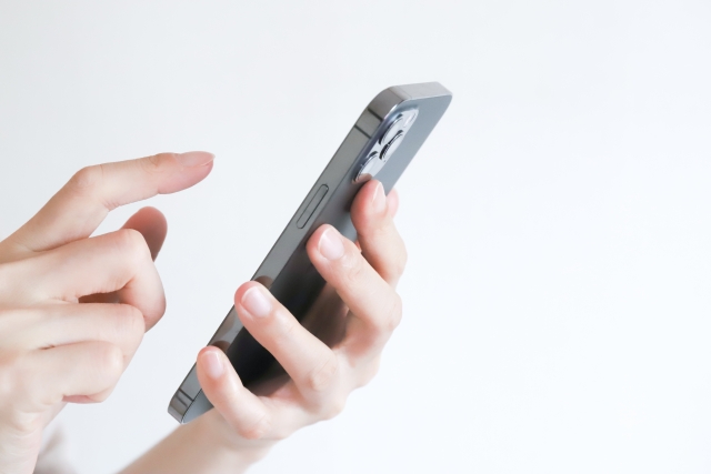 スマホのデータ通信量を確認する方法は？