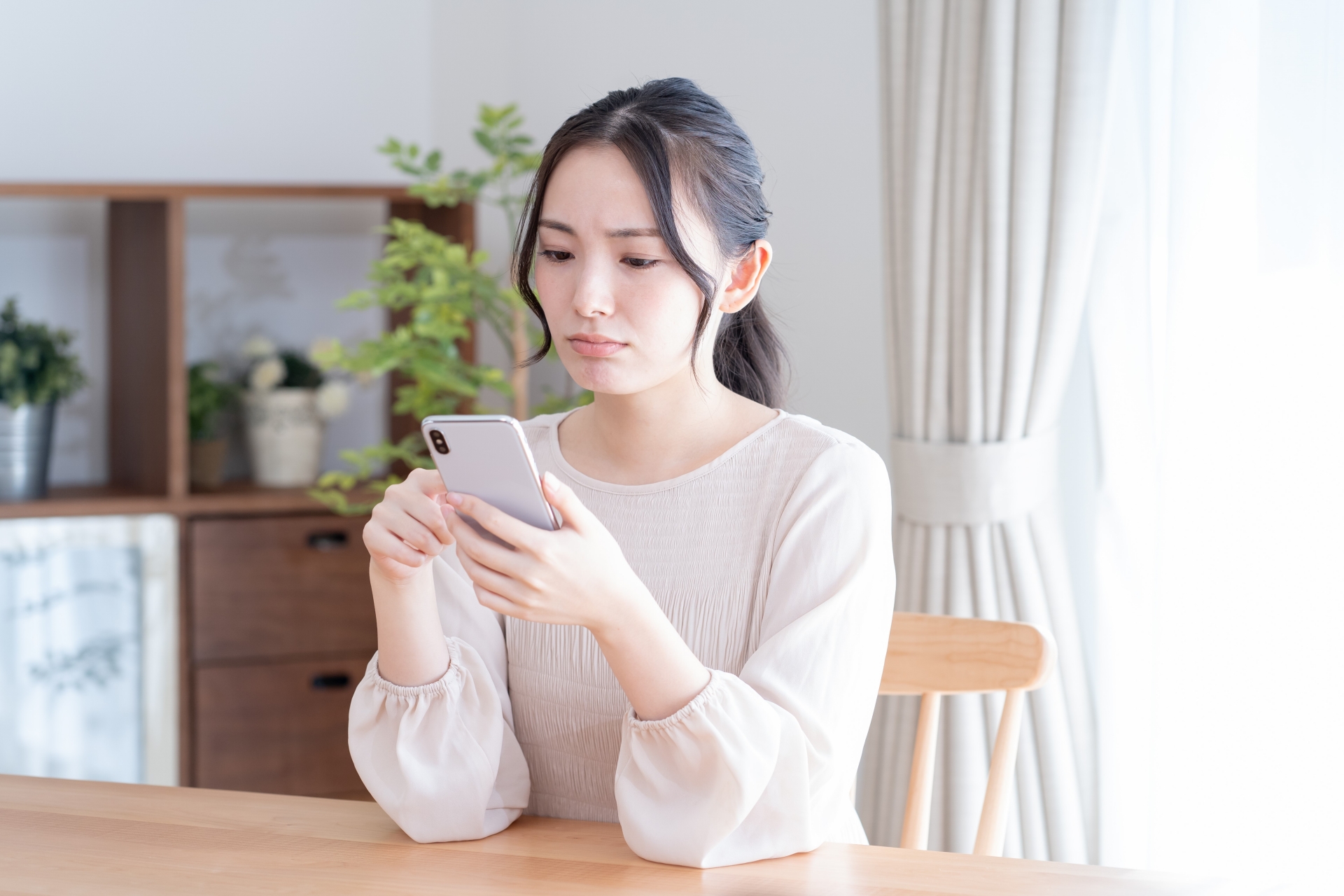通信制限とは？スマホの通信速度制限がかかる条件や確認・解除方法を詳しく解説！